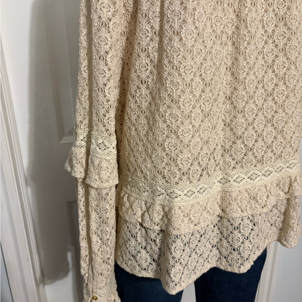 Listicle Cream Lace Ruffle Blouse - Picture 14 of 15